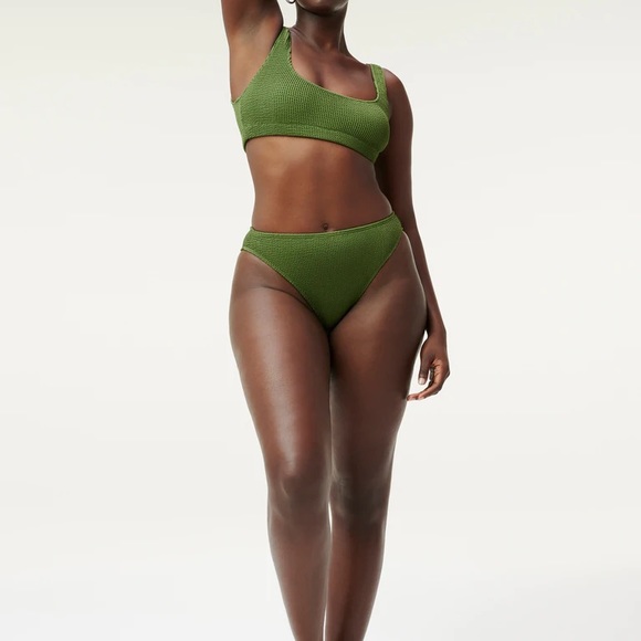 Always Fits Scoop Top and Cheeky Bottom Bikini Set - Picture 5 of 16